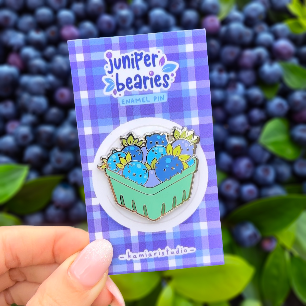 Juniper Bearies Pint Enamel Pin