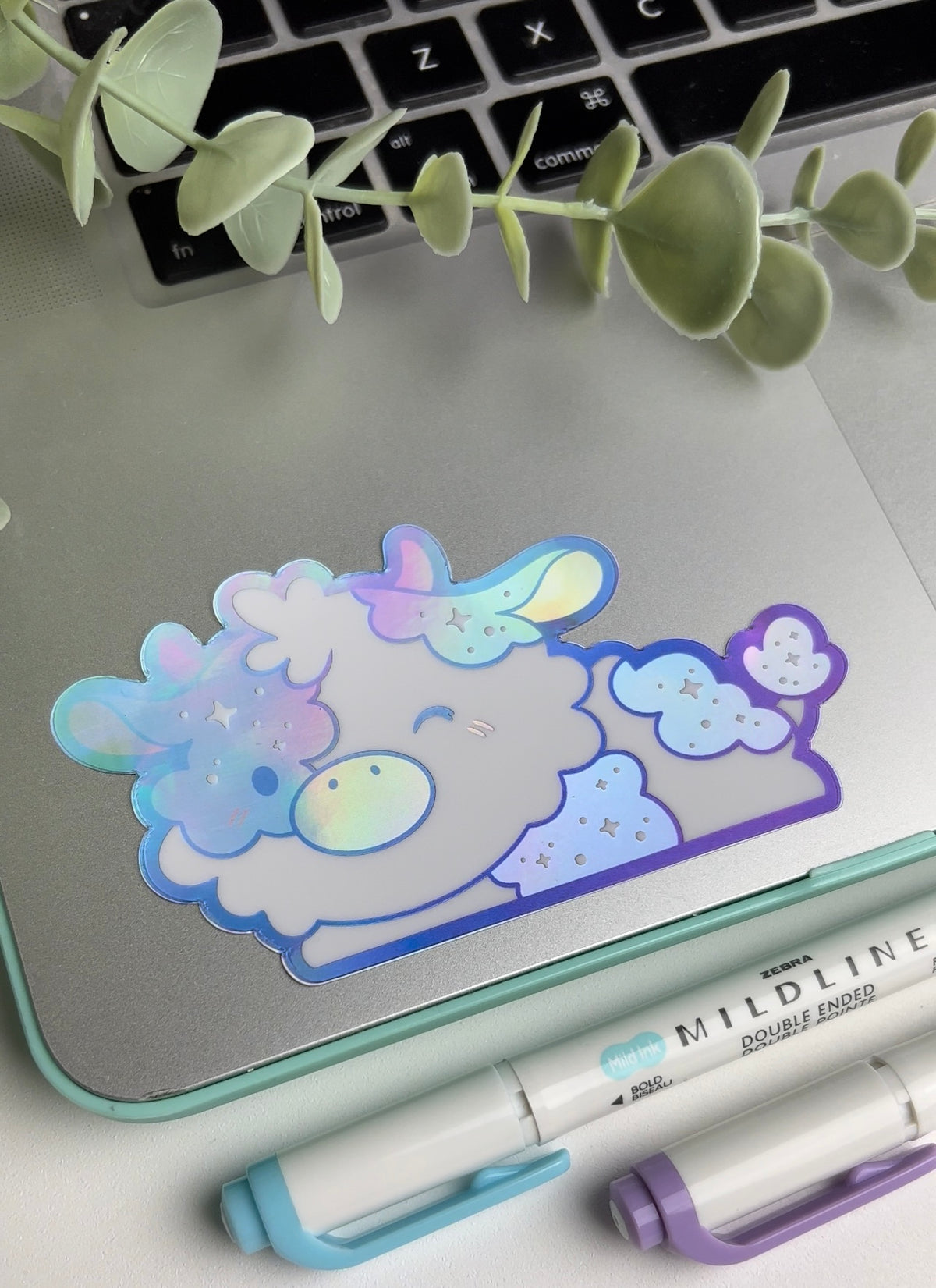 Cloud Cow Holographic Peeker